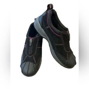 Ryka Terrain Water Resistant Zip Walking Shoes Size 7W Wide NWT